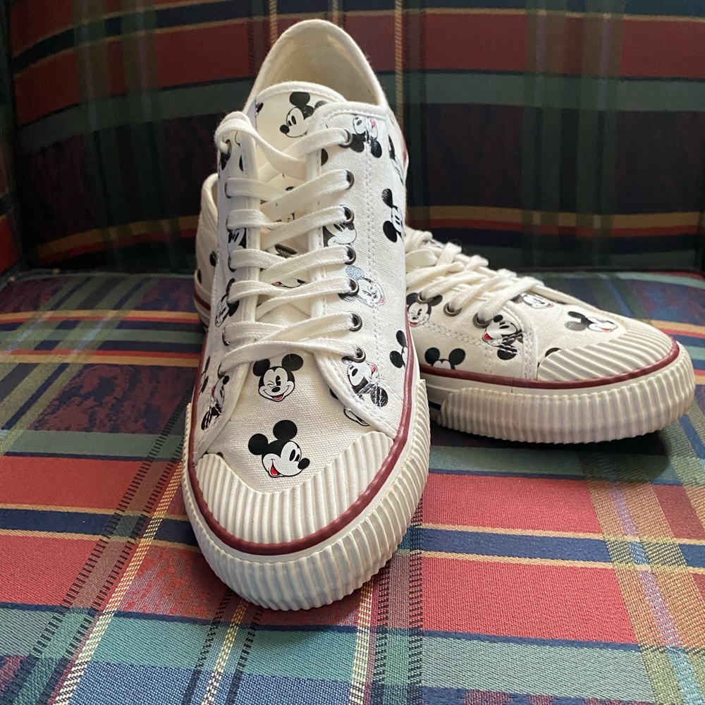 MOA Master Of Art Disney Mickey Mouse sneakers